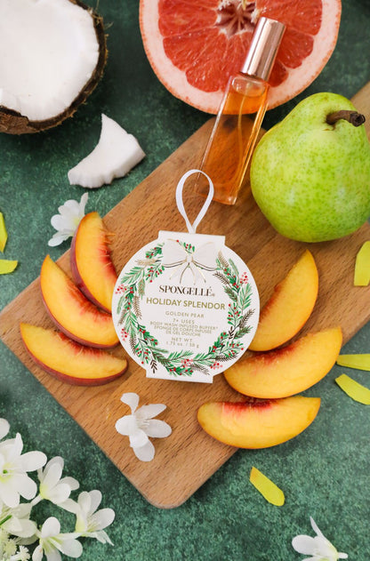 Holiday Splendor Wreath Golden Pear